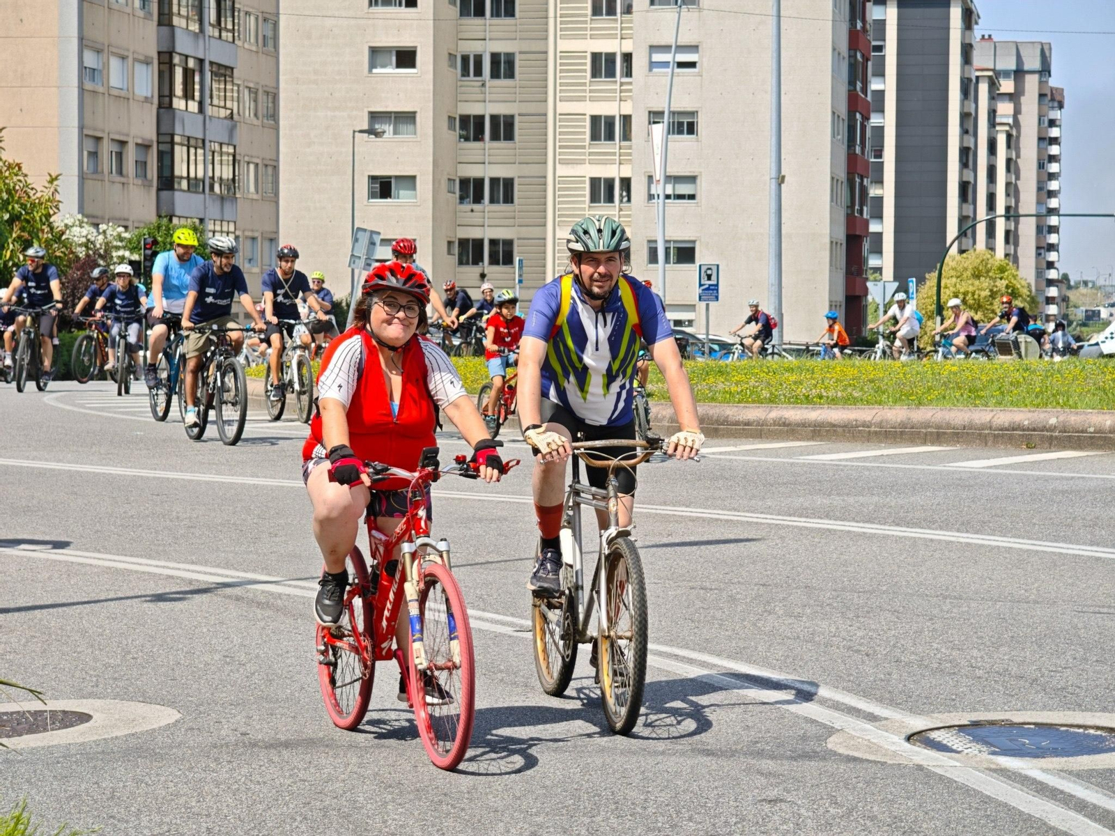 Galería | El ciclismo toma Vigo con la primera edición del Día de la Bici de Atlántico