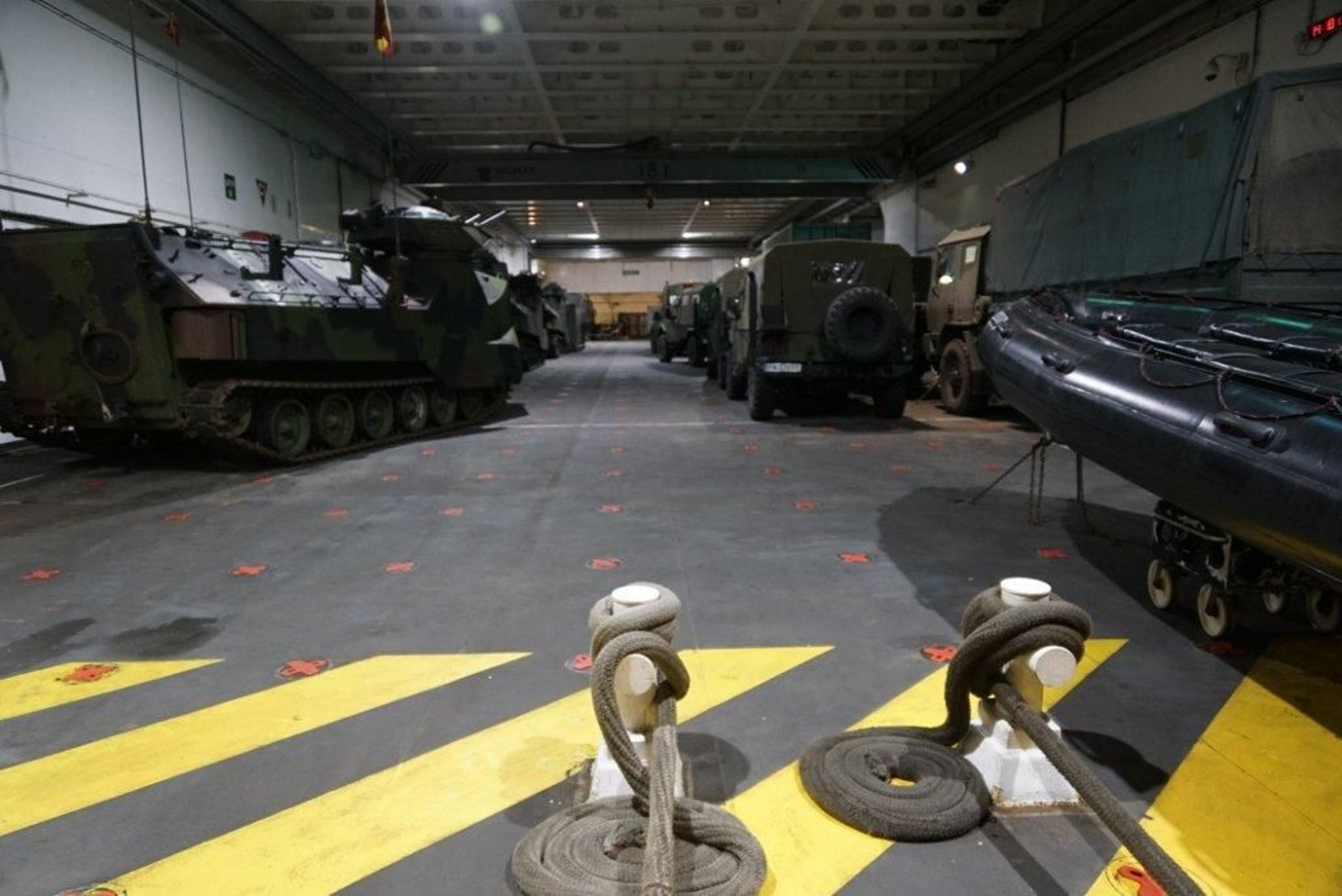 El portaviones Juan Carlos I en Vigo  (72) (1024x684)