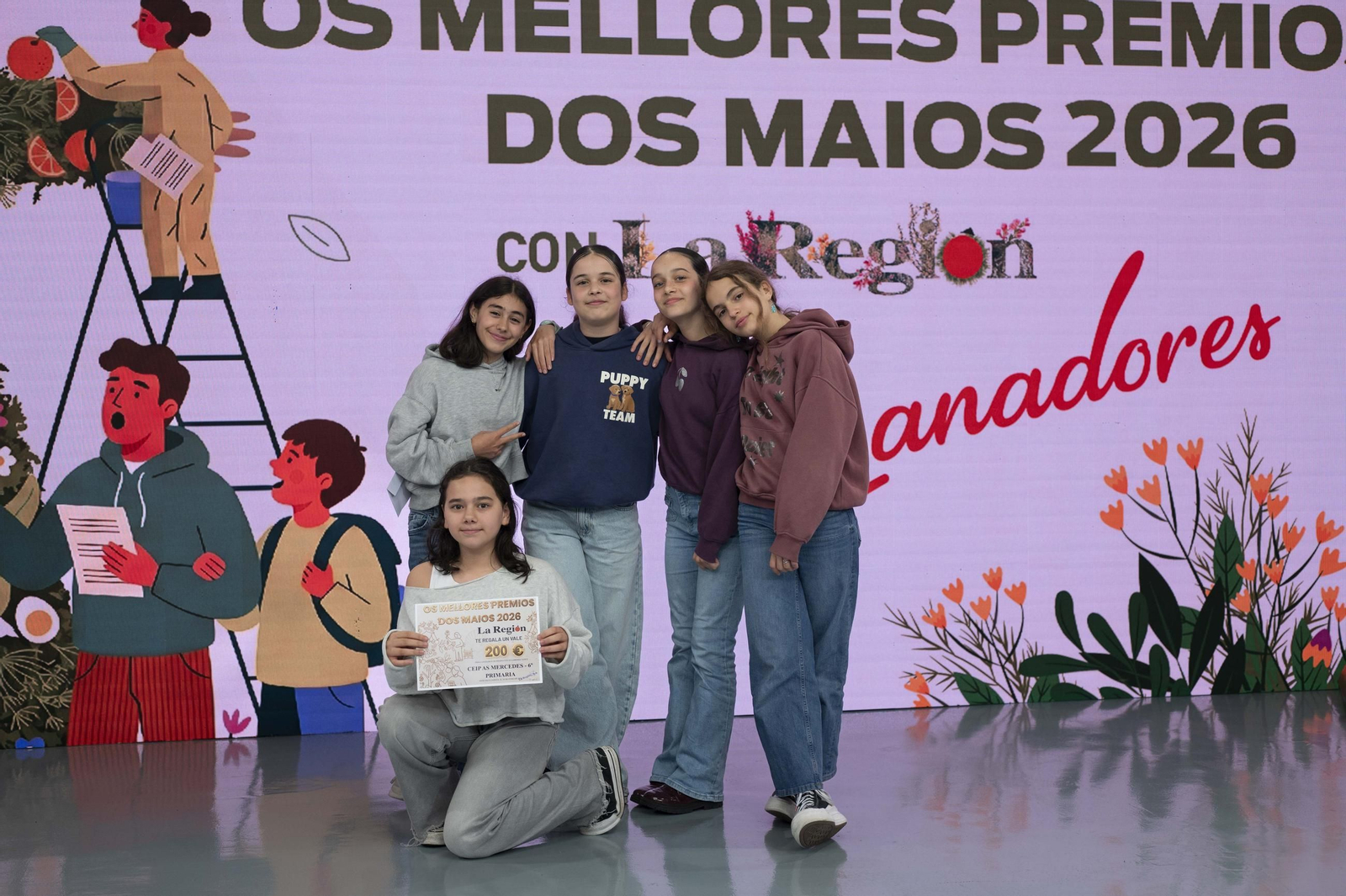 Galería | Os mellores premios aos Maios e coplas 2026 do concurso de La Región recollen sus premios