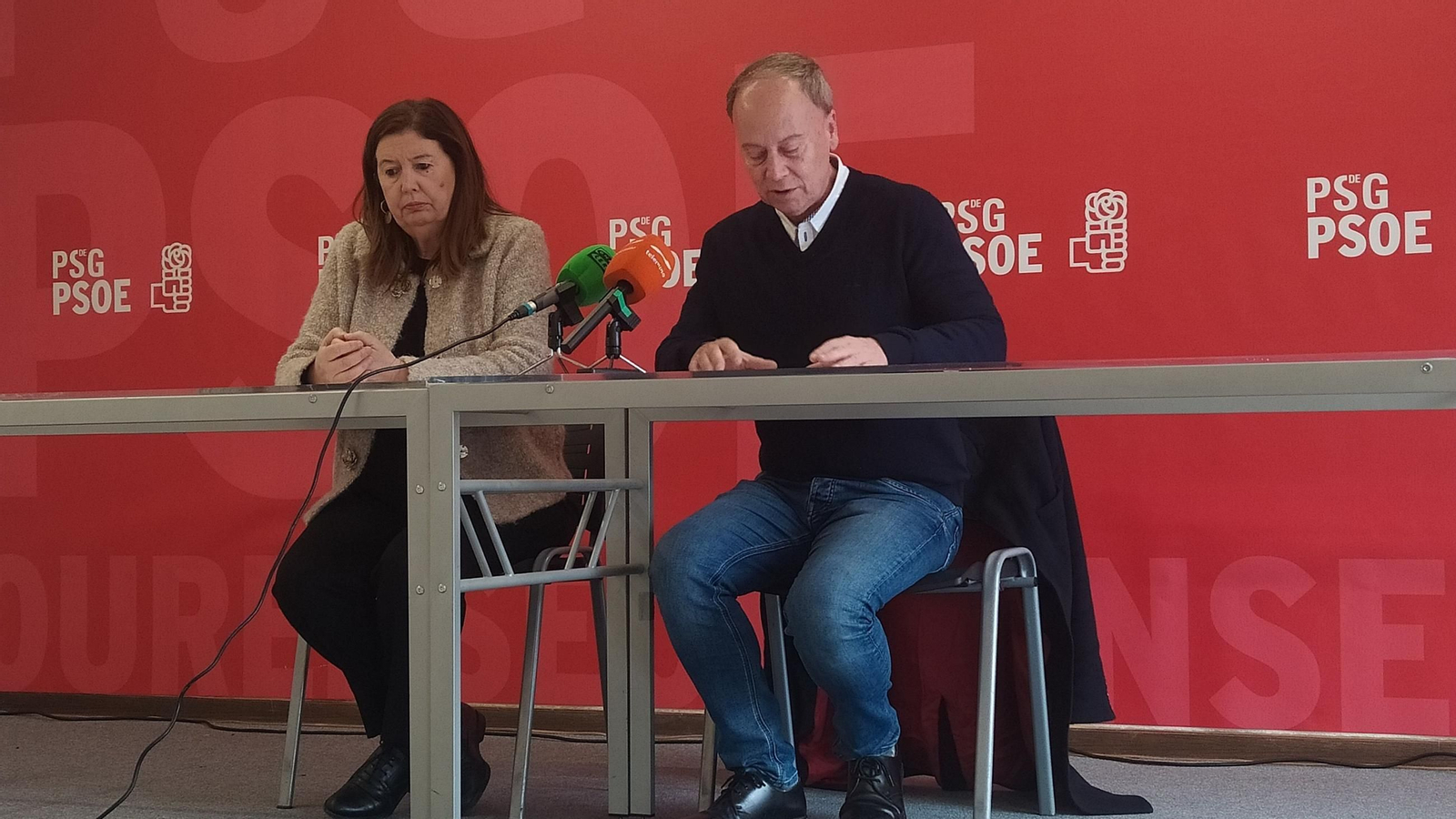 Rodríguez Villarino y Marga Marín durante la rueda de prensa.