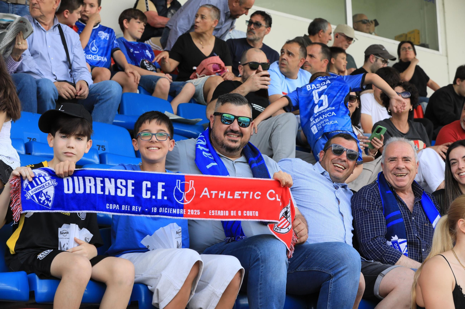 Galería | El Estadio de O Couto vive otra derrota, polémica, del Ourense CF