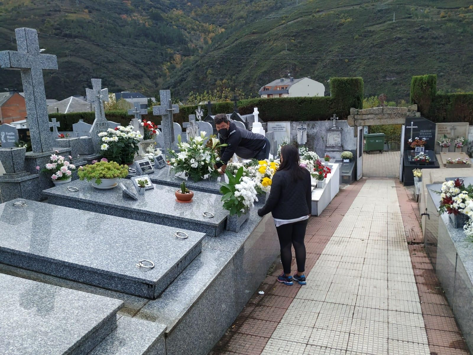 Cementerio municipal de O Barco de Valdeorras. // J.M.C.