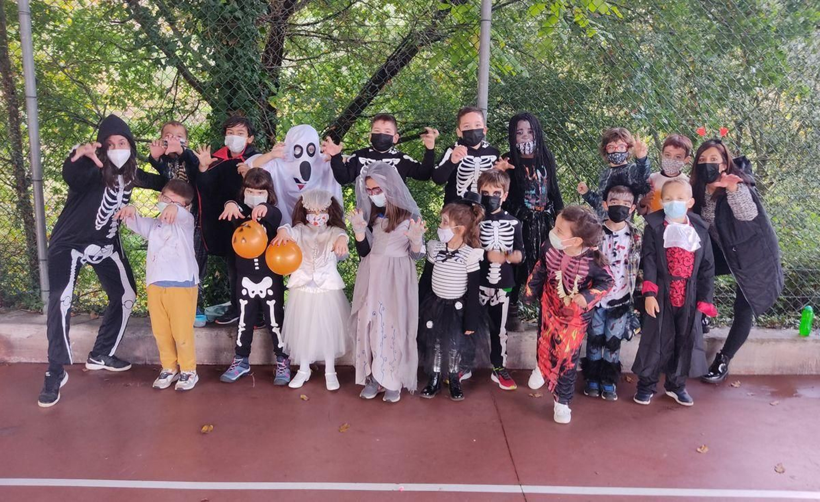 Vistahermosa. 
Os de segundo puxeron as súas galas máis terroríficas.