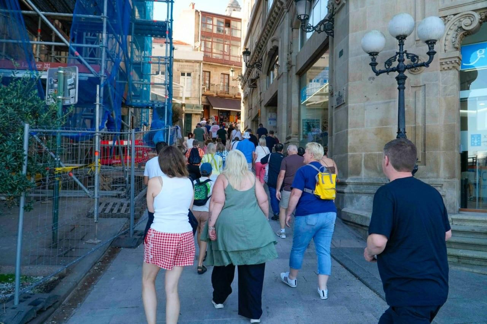 Galería | Vigo se llena de cruceristas en una jornada histórica