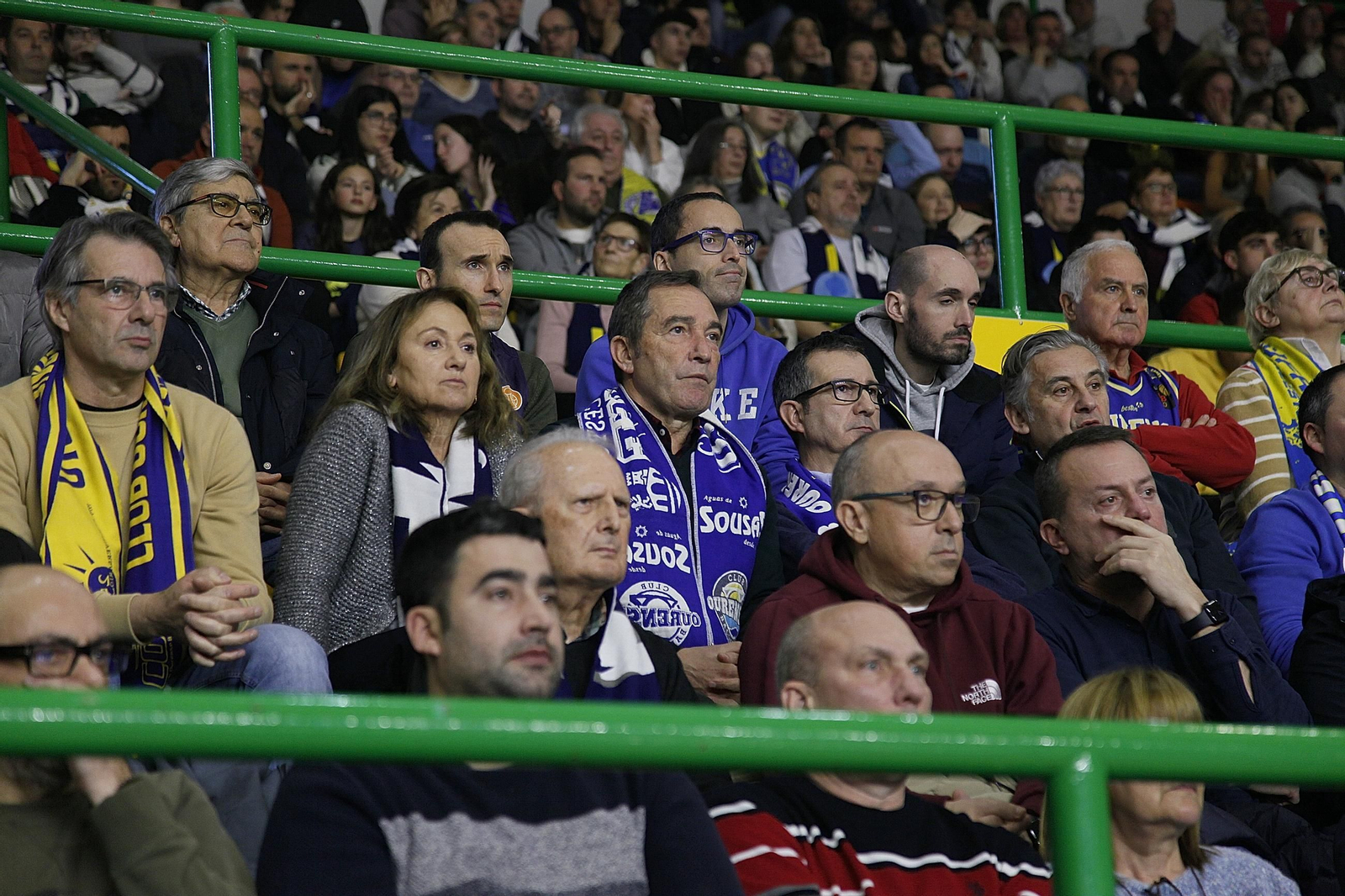 Más de 4.500 aficionados empujaron al COB contra el Estudiantes