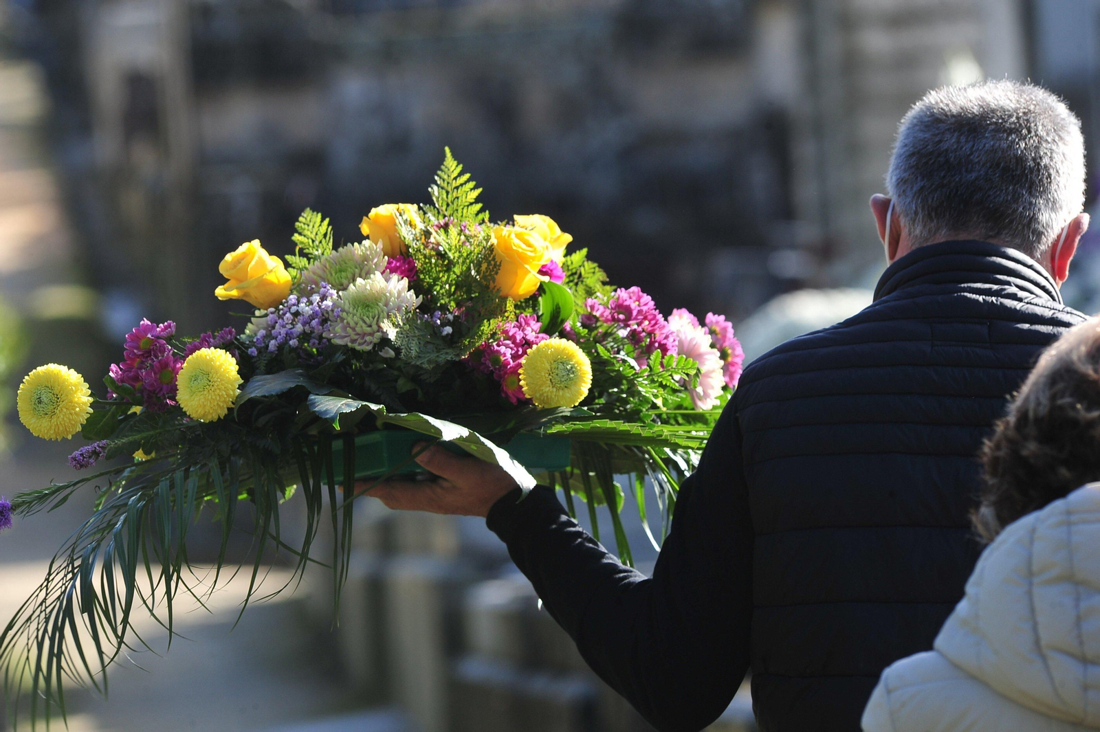 Día de Todos los Santos en el cementerio de San Francisco. José Paz