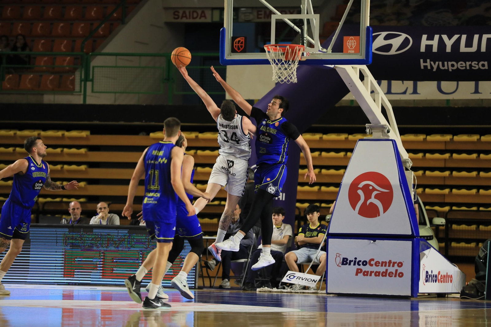 Galería | El Pazo responde al llamado del COB pese a la derrota