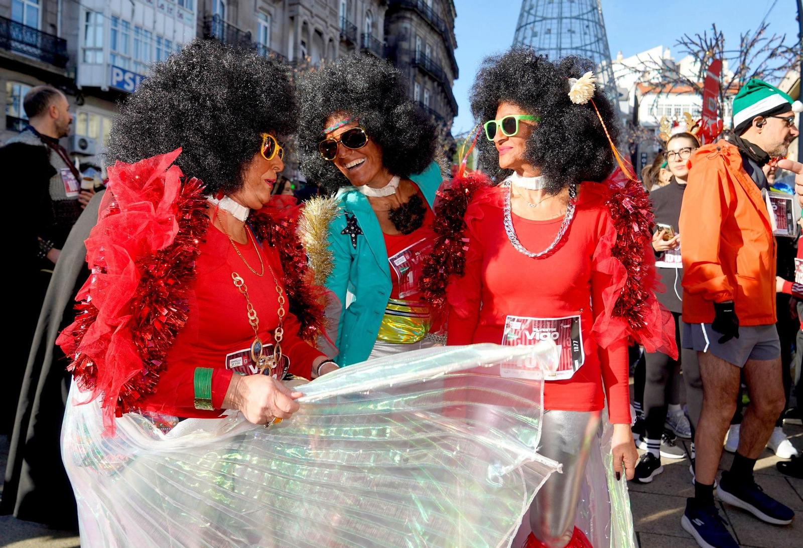 Galería | Disfraces y atletismo en la San Silvestre de Vigo 2025