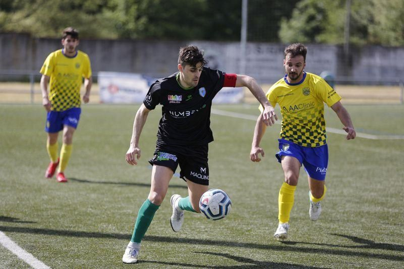 El partido entre el Polígono y el Barbadás (Xesús Fariñas)