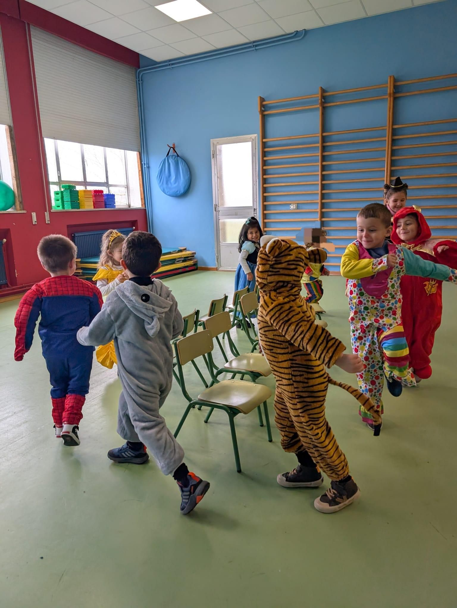 O Entroido no colexio de Sarreaus