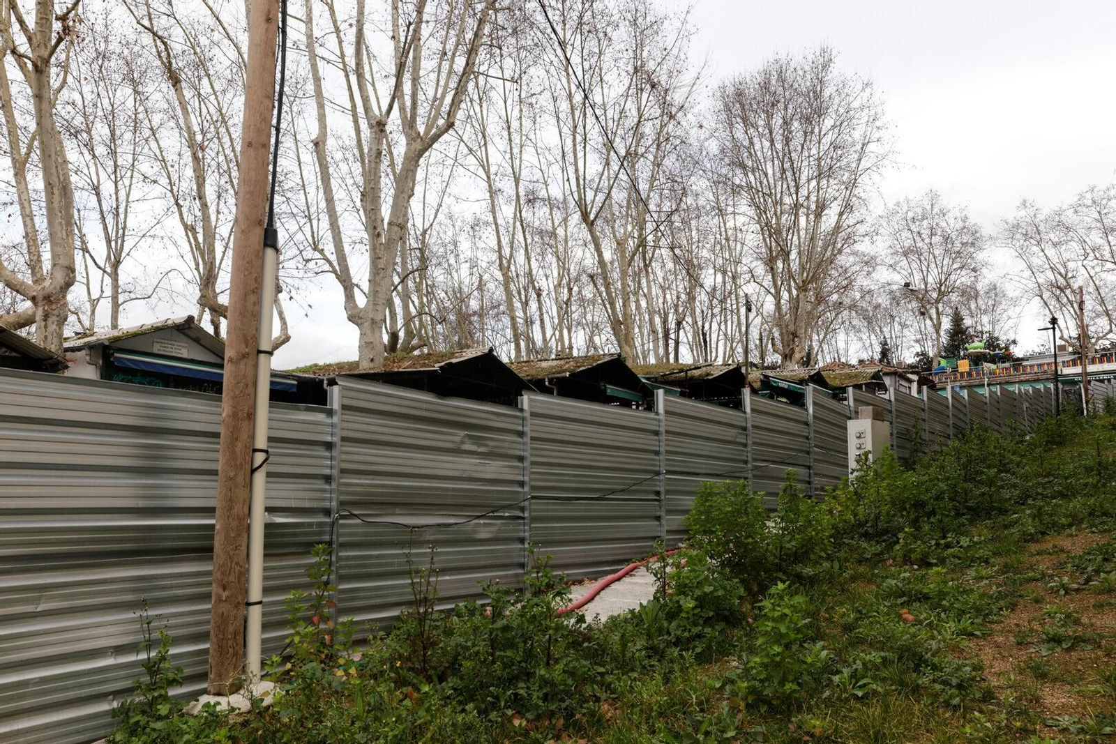 Exteriores de la Plaza de Abastos de Ourense.