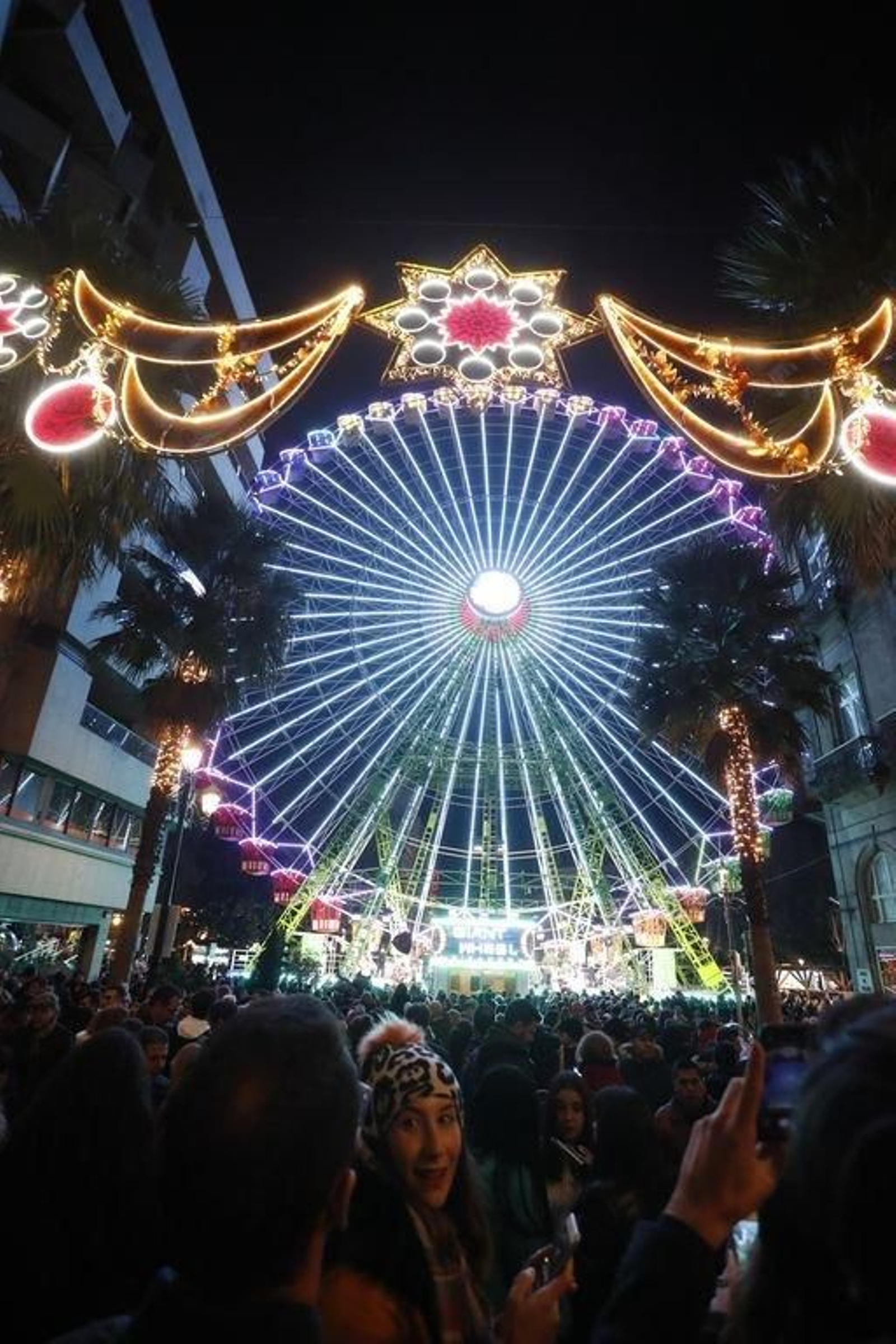 Los turistas invaden Vigo en el Puente123