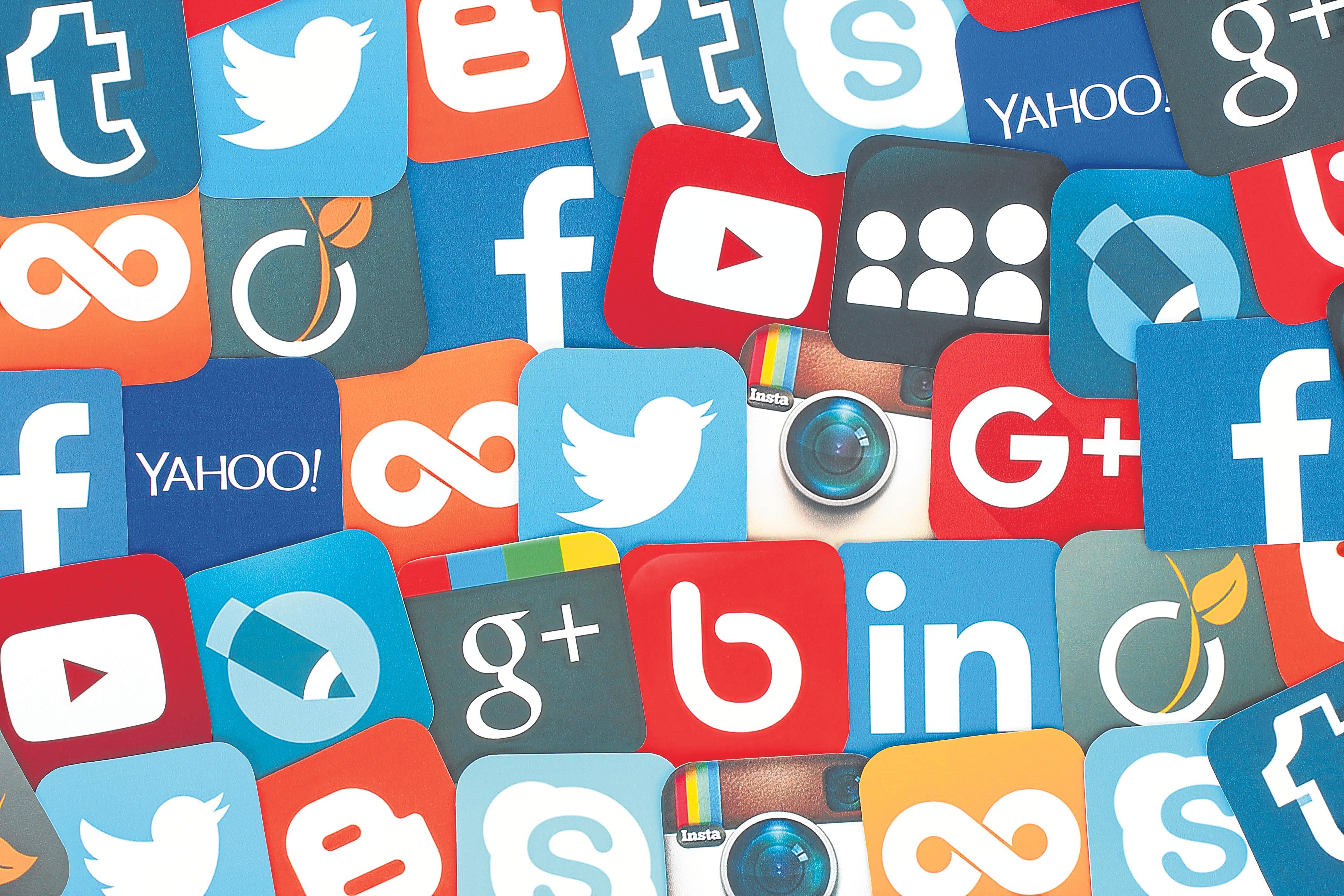 Las redes sociales son uno de los principales motores económicos y de comunicación de internet.