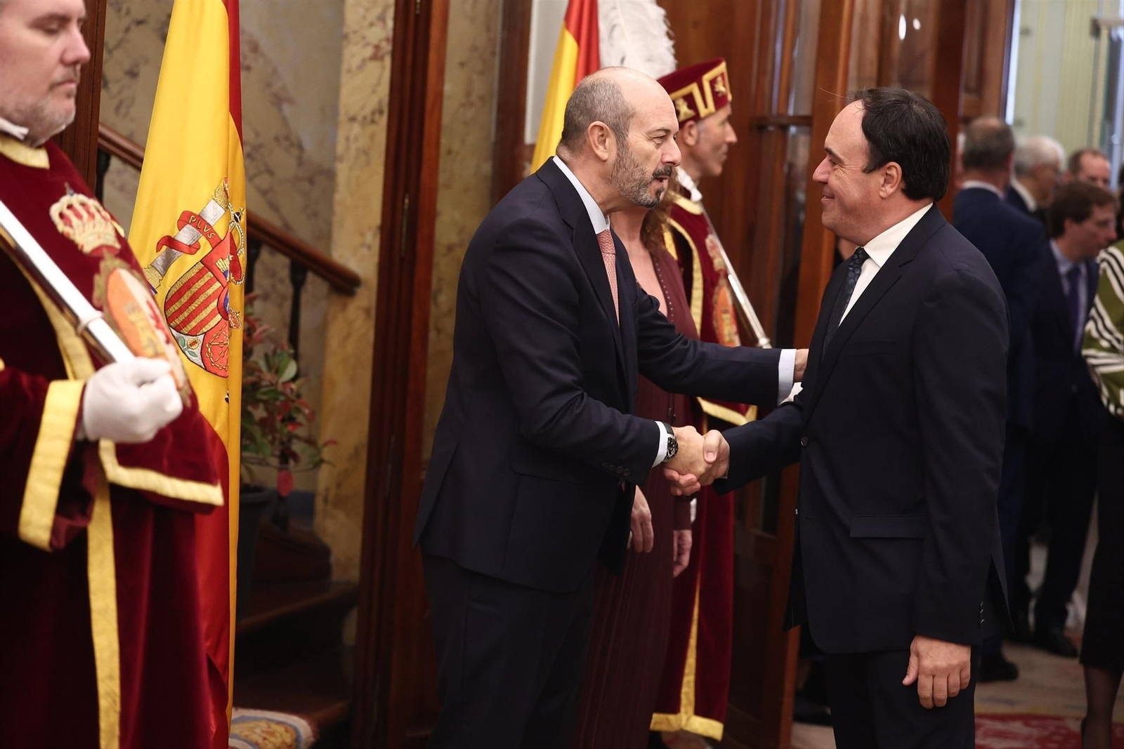 Galería | Las fuerzas políticas alaban el papel de la Constitución española, en imágenes