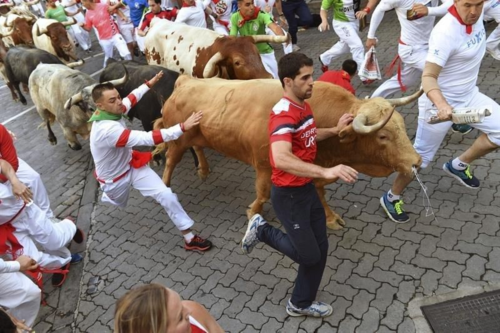 El primer encierro de los Sanfermines 28