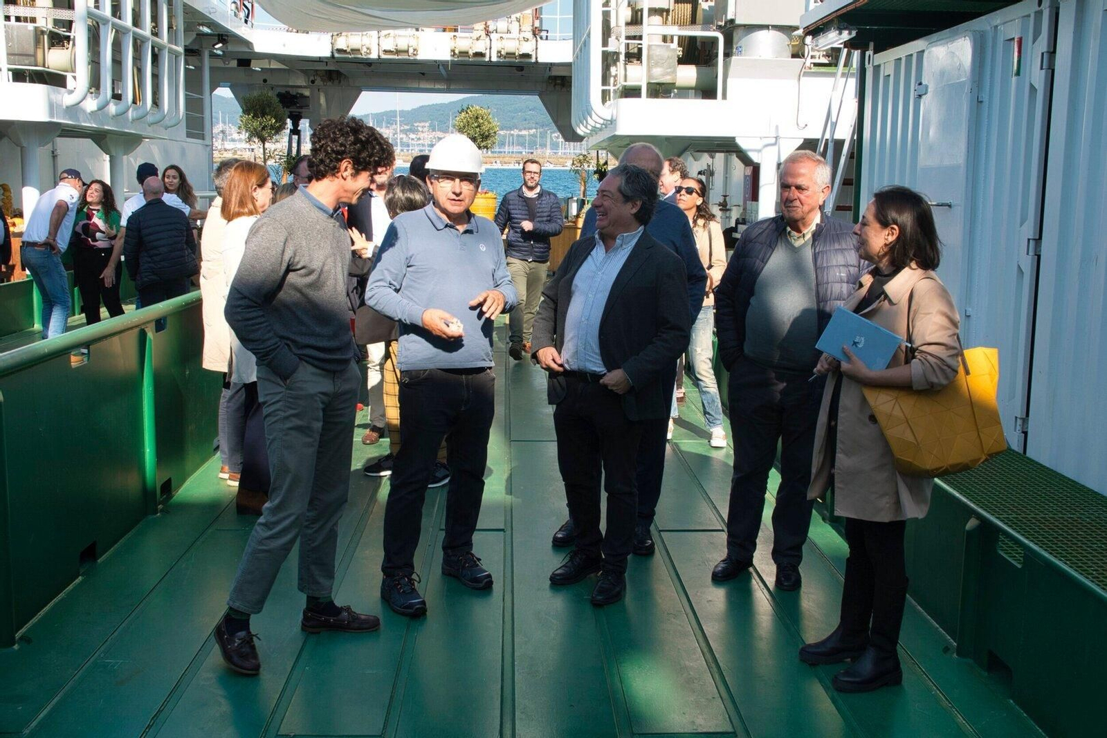 Visita al buque Hadassa Bay en astilleros Ría de Vigo.