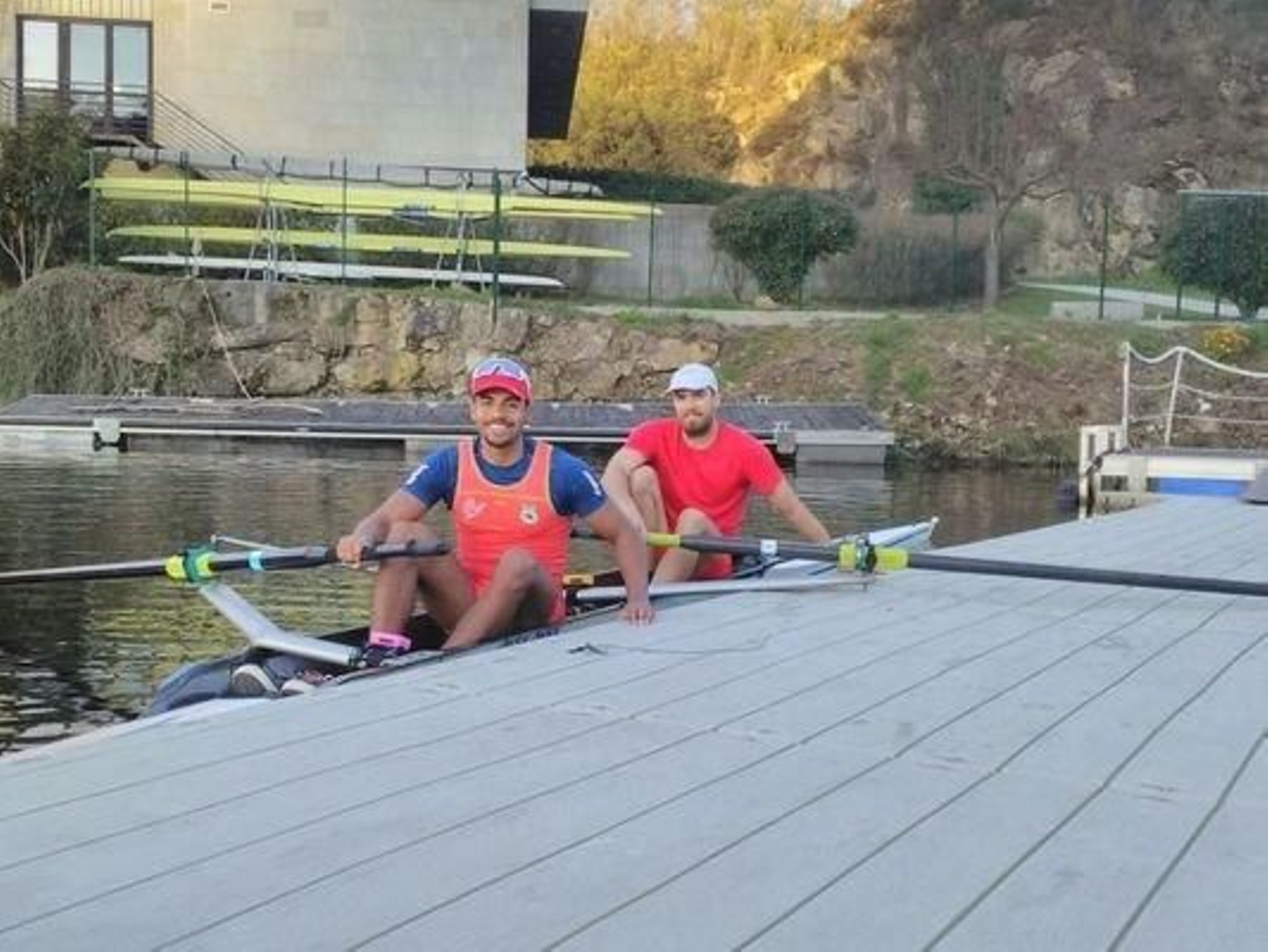 La expedición de deportistas españoles ya trabajó en el Cerlac.