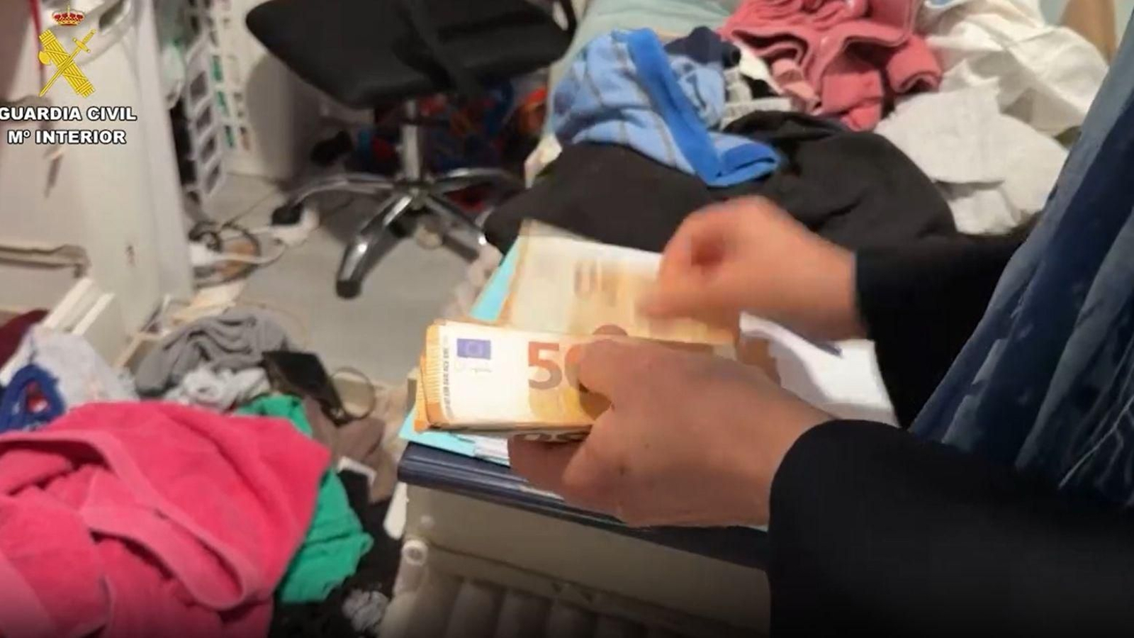 Parte del dinero incautado en la operación Fragmenta