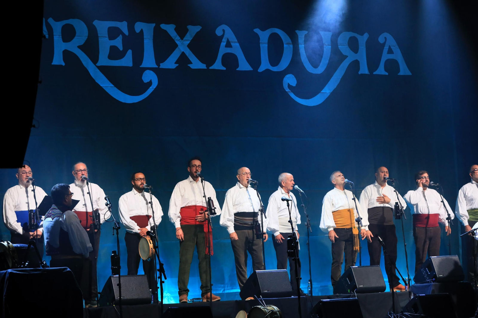Galería | Treixadura conquista Piñeira de Arcos durante las fiesta de Santa Mariña