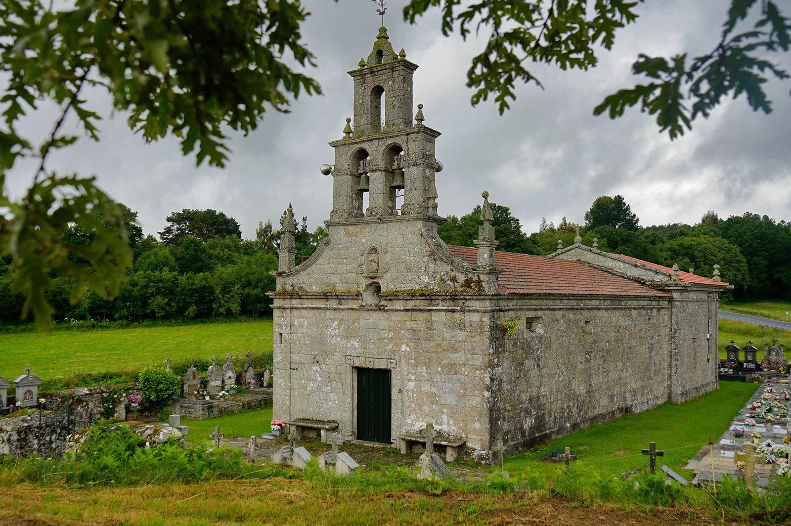 Iglesia de Ourille, en Verea.