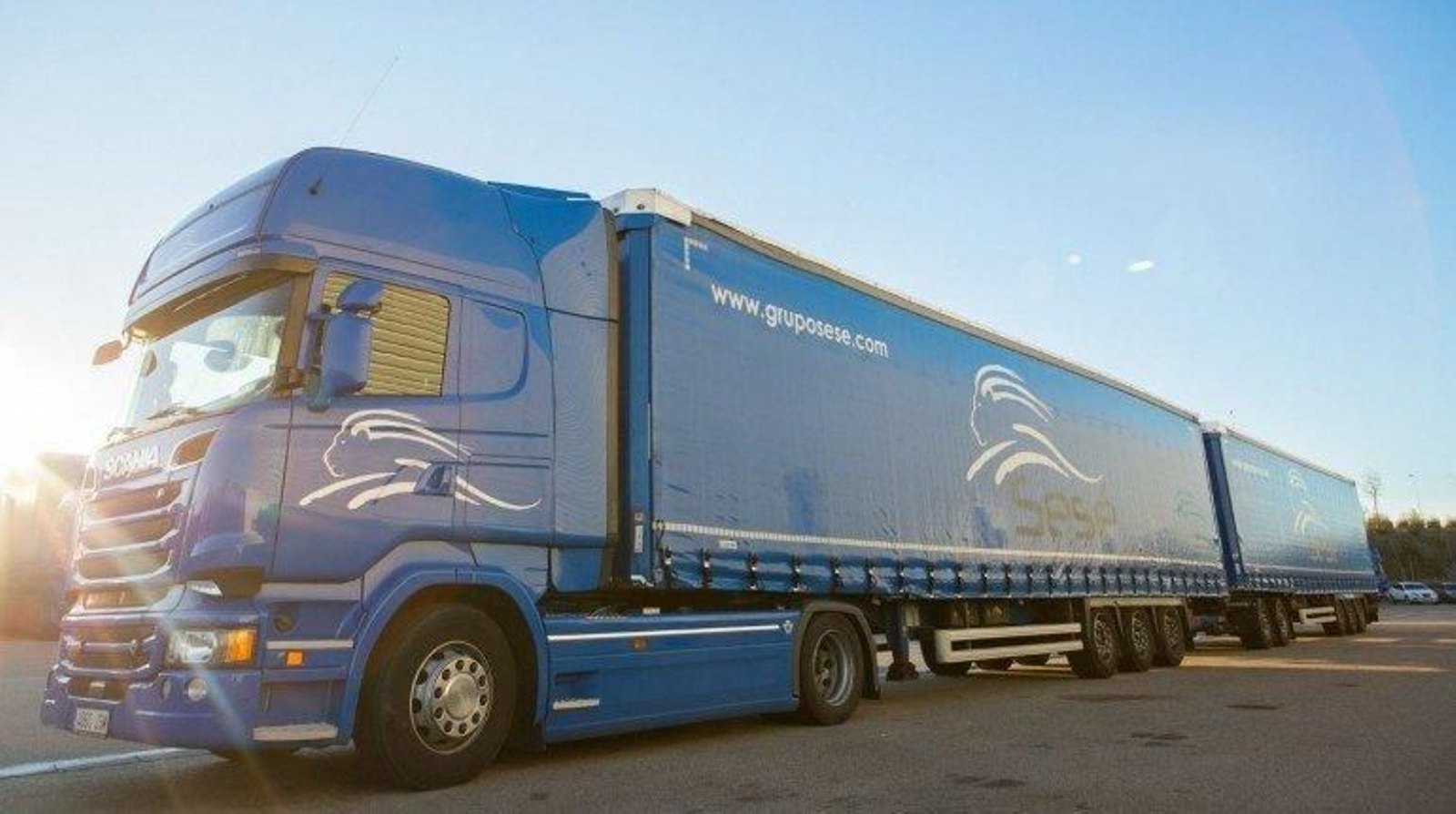 El Duo Trailer, el camión más grande que ha circulado por carretera en nuestro país