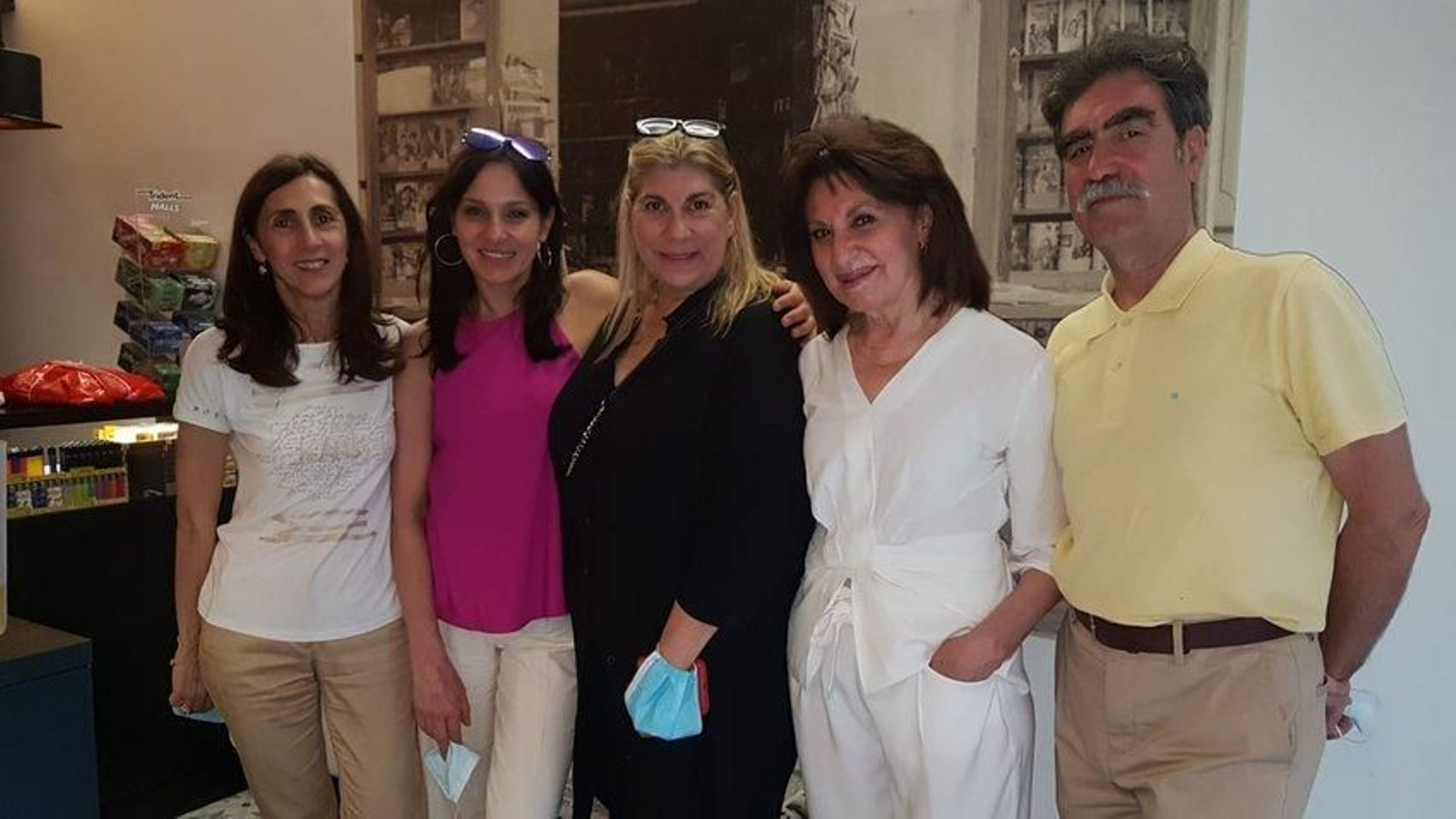 Mar Seara, Natalia Millán,  Helena Freijedo, Mayte Borrajo y Juan Iglesias.