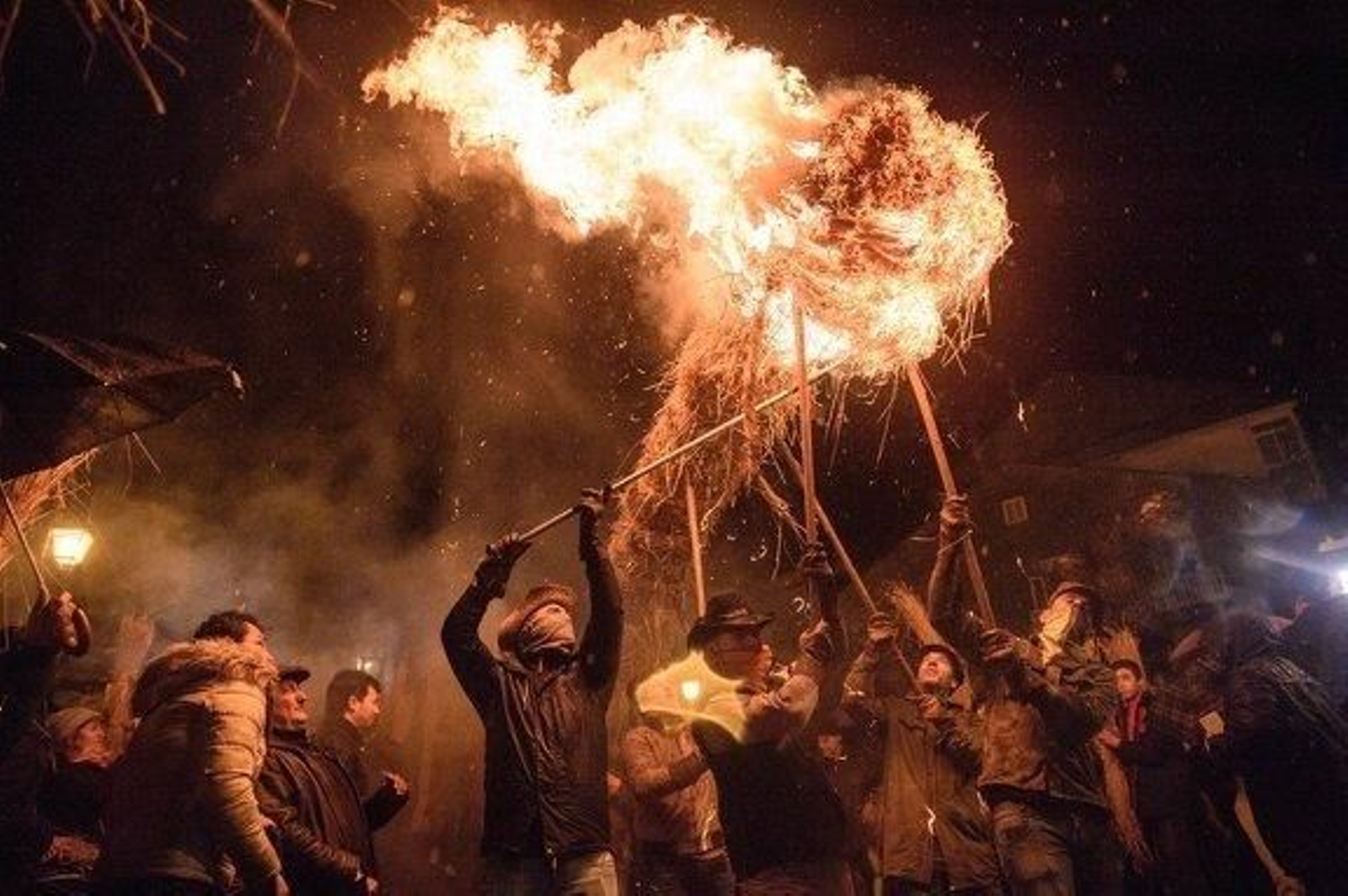 Festa dos fachós. // O. Pinal