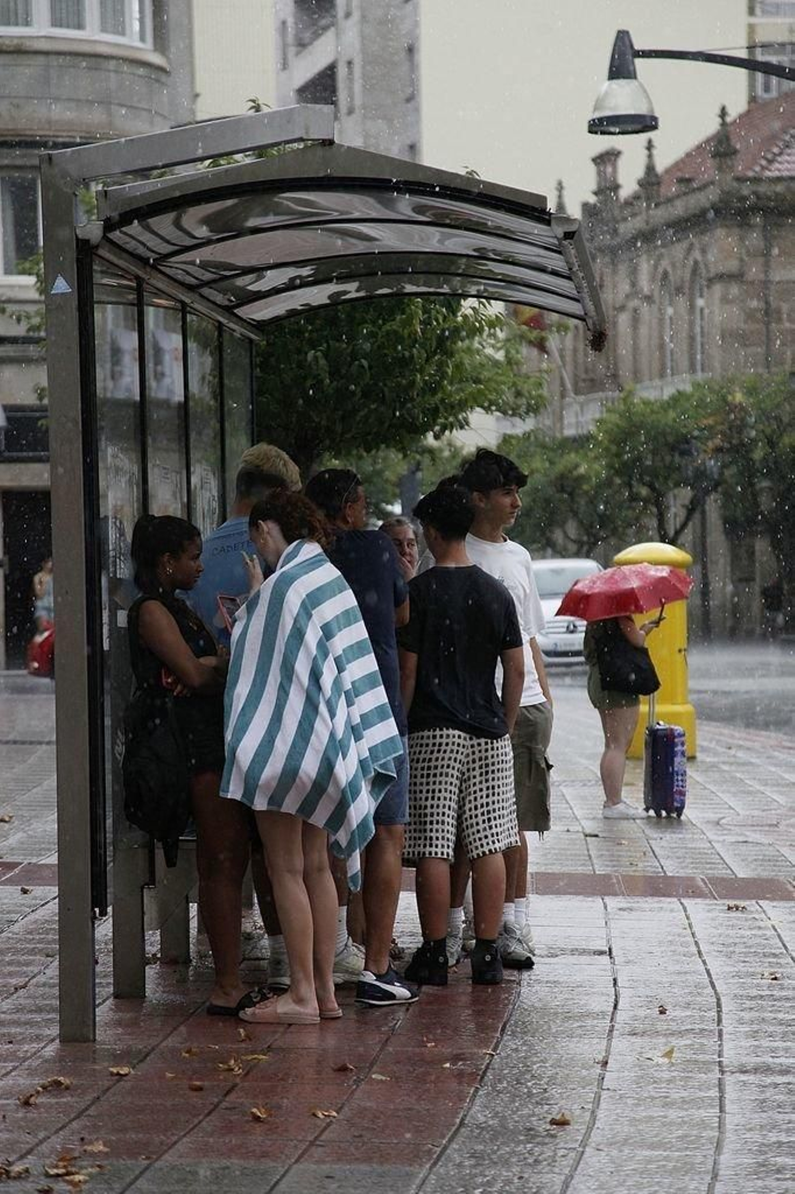 Resguardándose de la lluvia