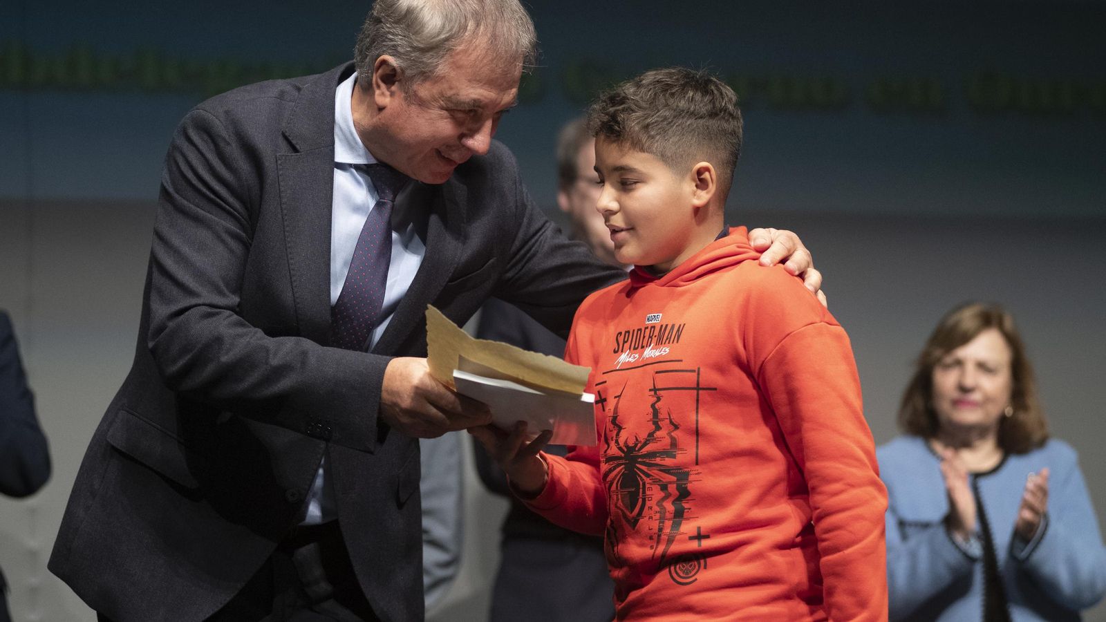 Galería | Reconocimientos por los incendios y los mejores relatos, protagonistas del Día de la Constitución en Ourense