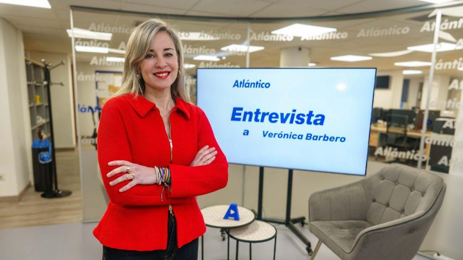 Verónica Martínez Barbero, en el set de AtlánticoTV.