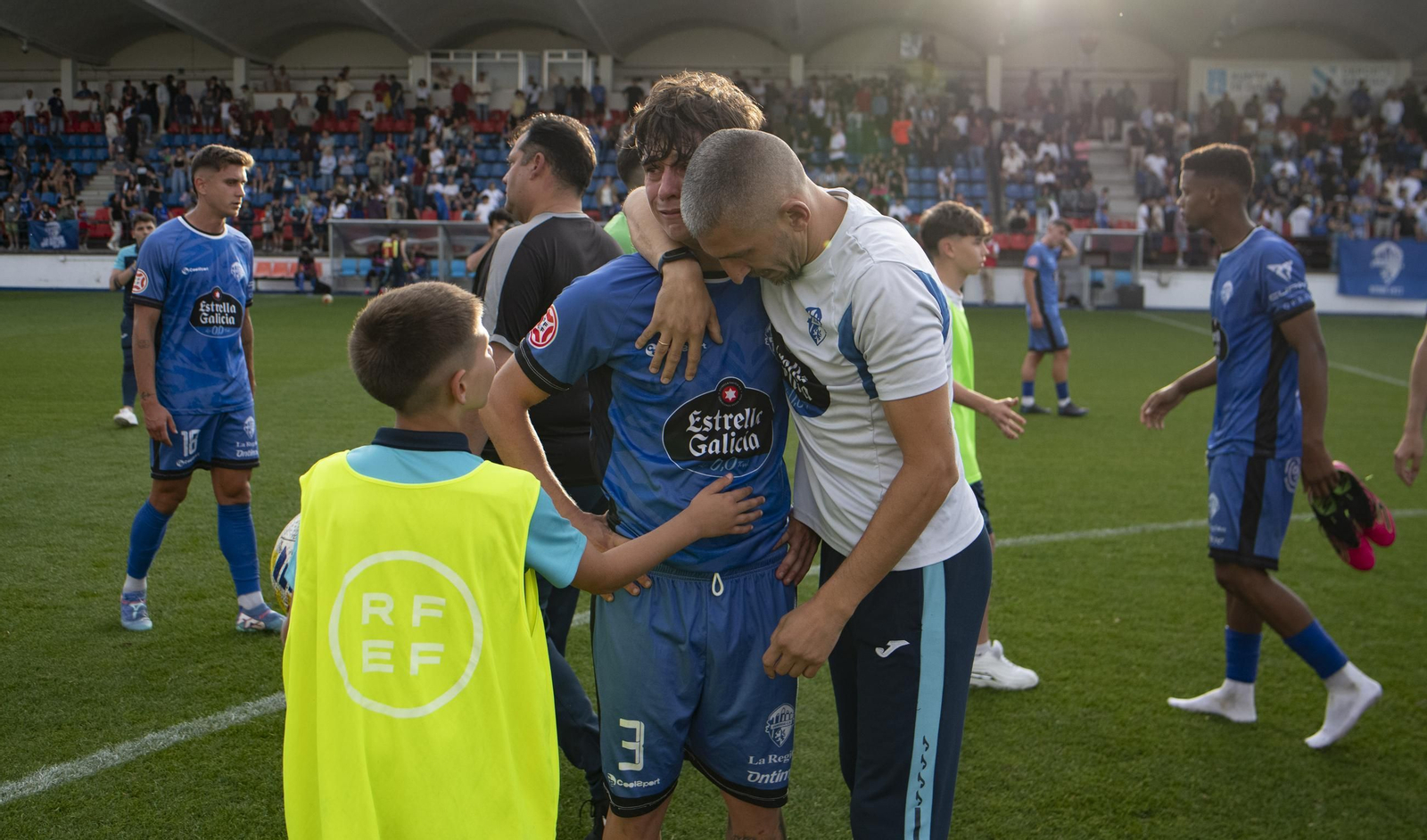 Galería | La tristeza invade O Couto con el descenso del Ourense CF