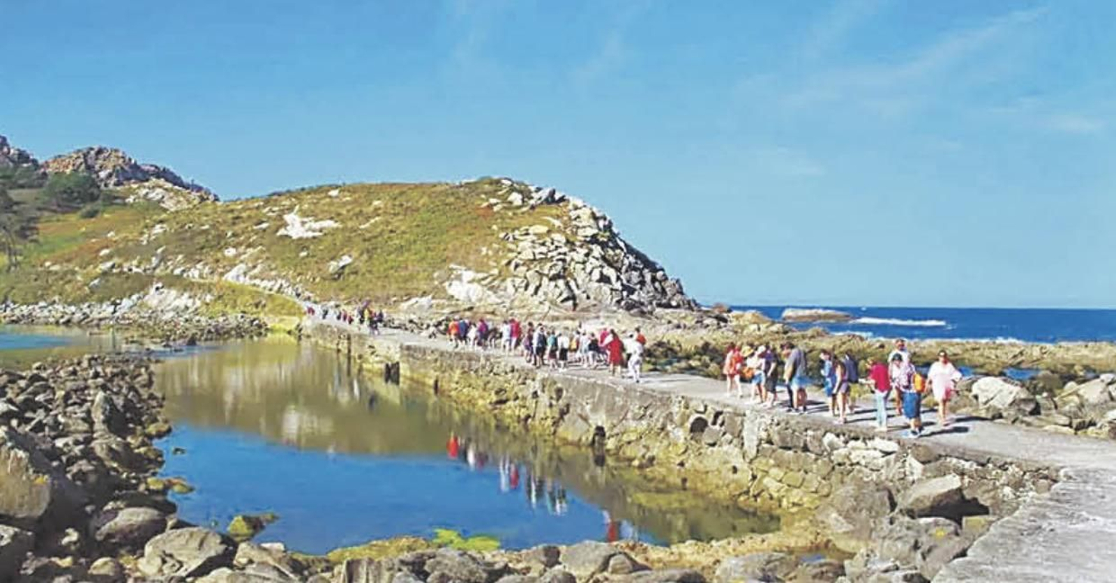 El dique de cierre del Lago do Nenos une las islas de Faro y Monteagudo.