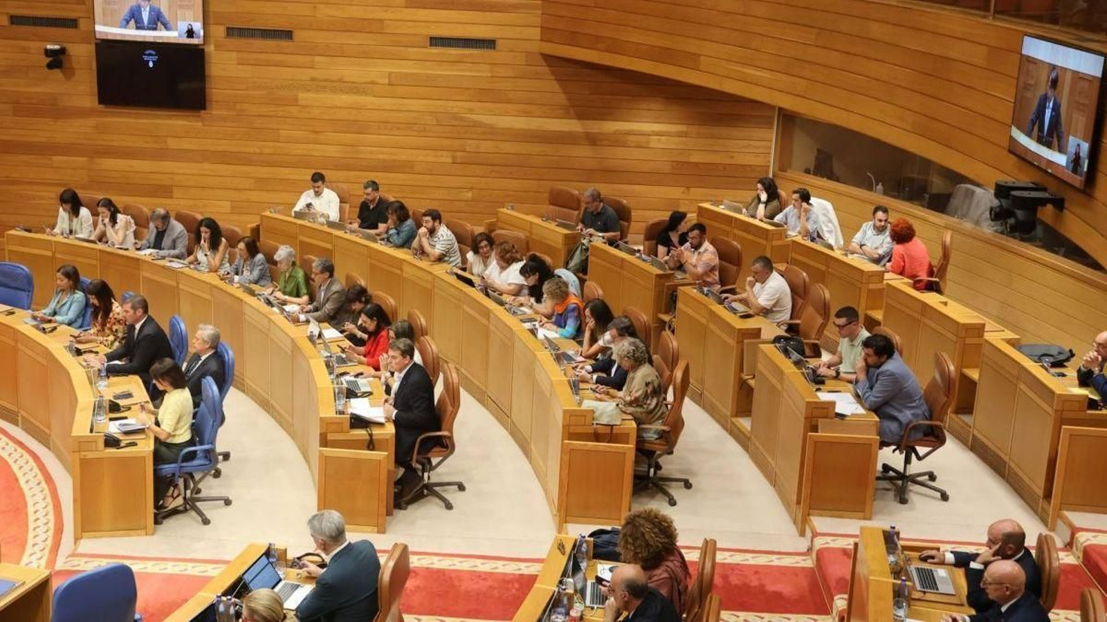 Un pleno en el Parlamento de Galicia.
