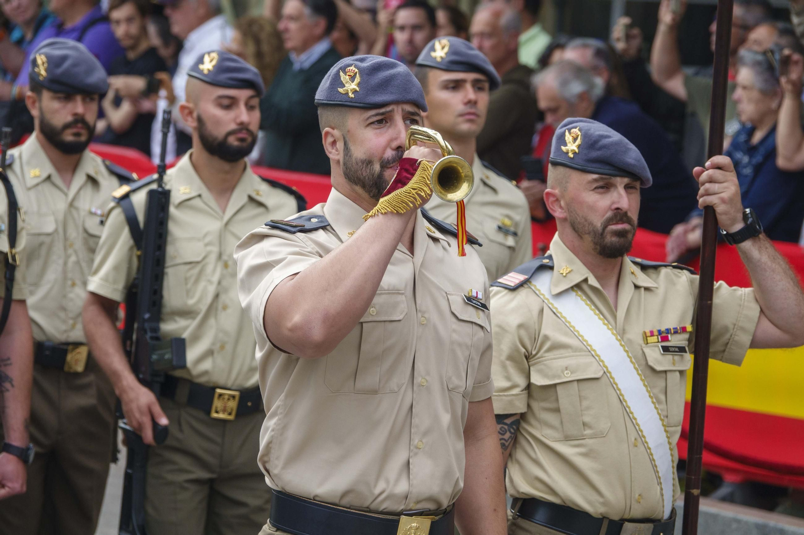 Galería | Comienza la programación del Día de las Fuerzas Armadas en Vigo