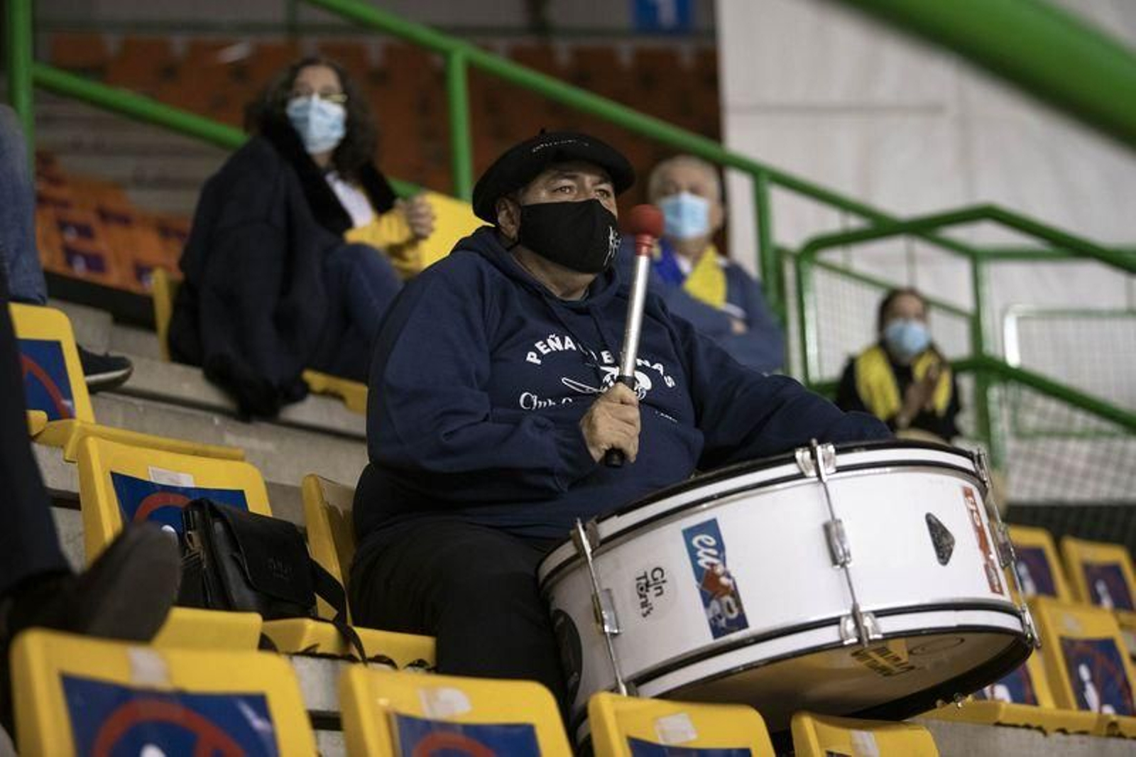 Partido de LEB Oro en el Pazo Paco Paz entre el COB y el Valladolid // FOTO: ÓSCAR PINAL