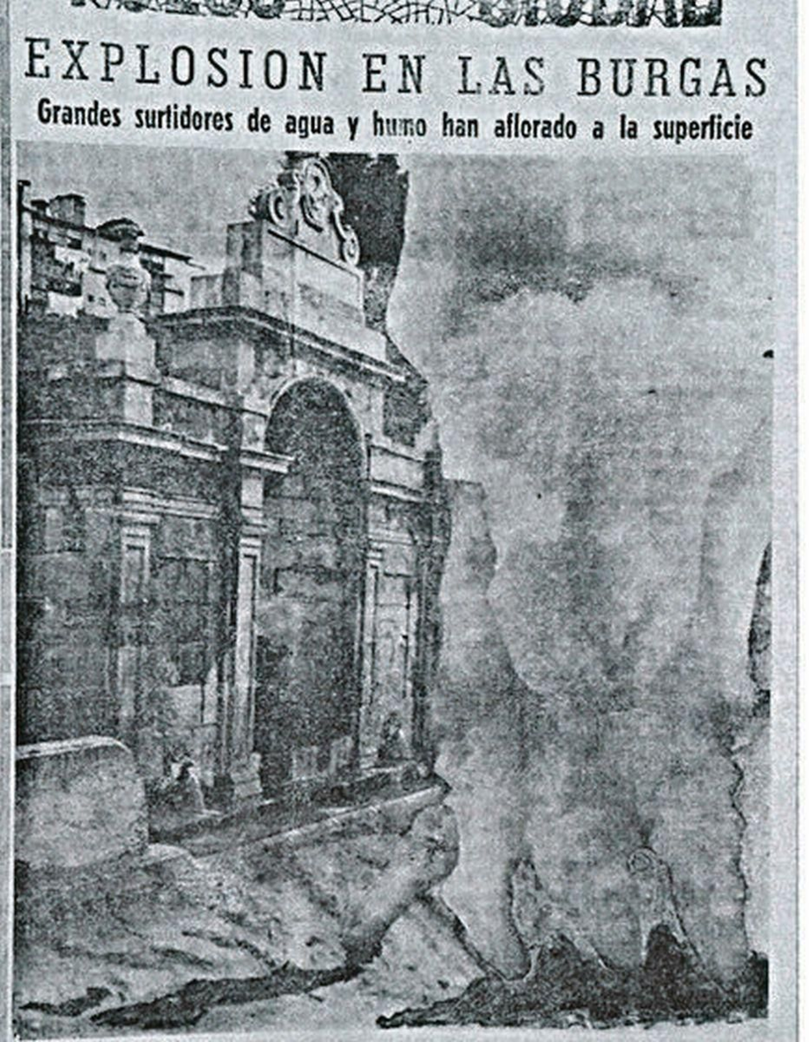 Estas cosas siempre ocurrían de madrugada. Fue en 1967. Se oyó una explosión y empezó a salir agua y humo al pie de la Burga. “¡Ya lo decía yo!” dijeron los que defendían que el agua de la burga procedía de un volcán subterráneo.