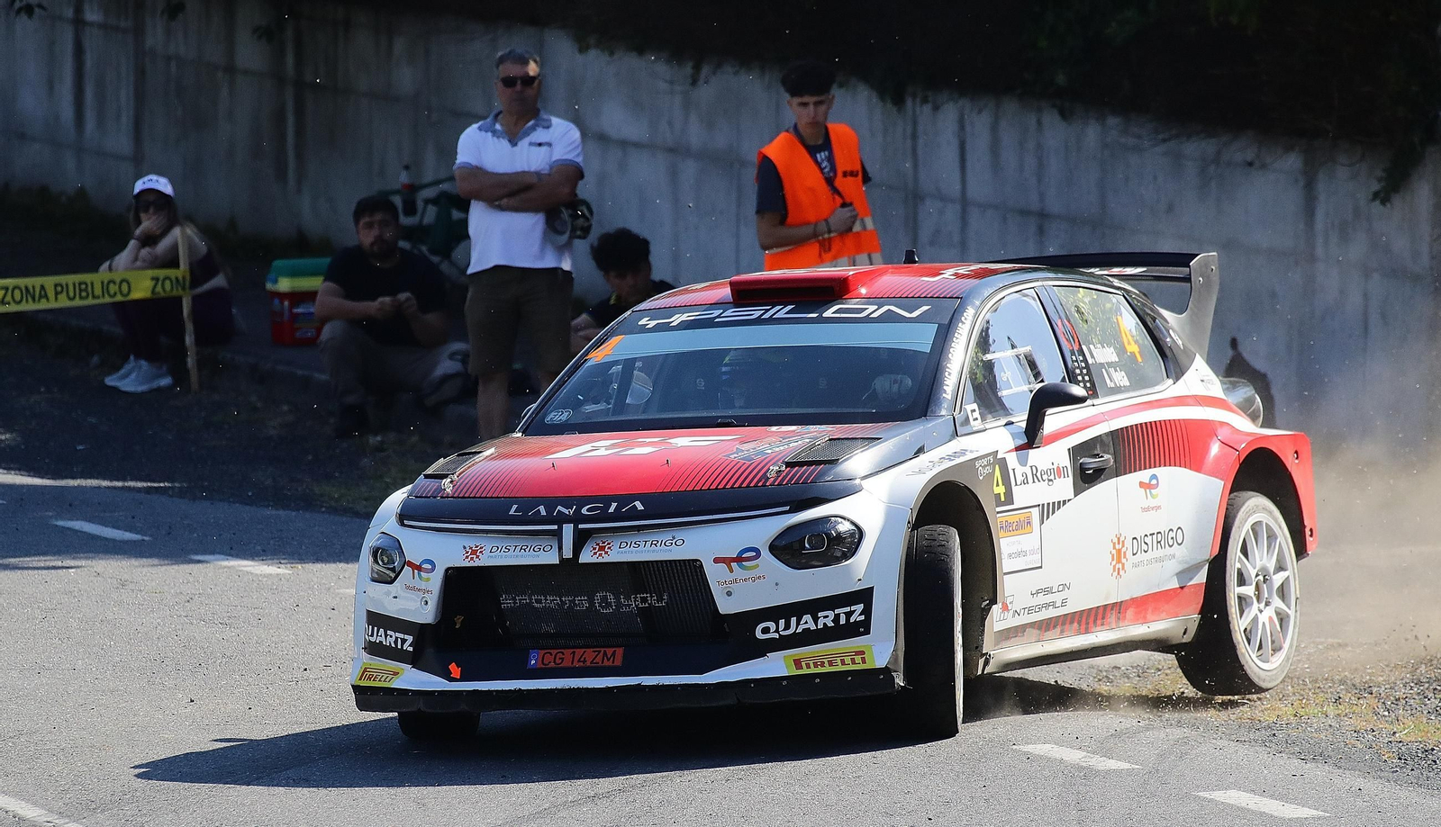 Galería | El tramo de Taboadela marca el inicio del segundo día del Rally de Ourense 2026, en fotos