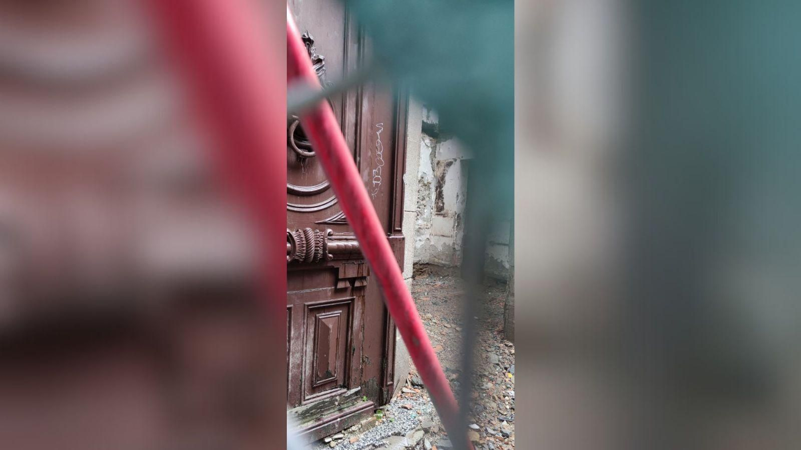 El descuido de una  puerta de enorme valor para la ciudad