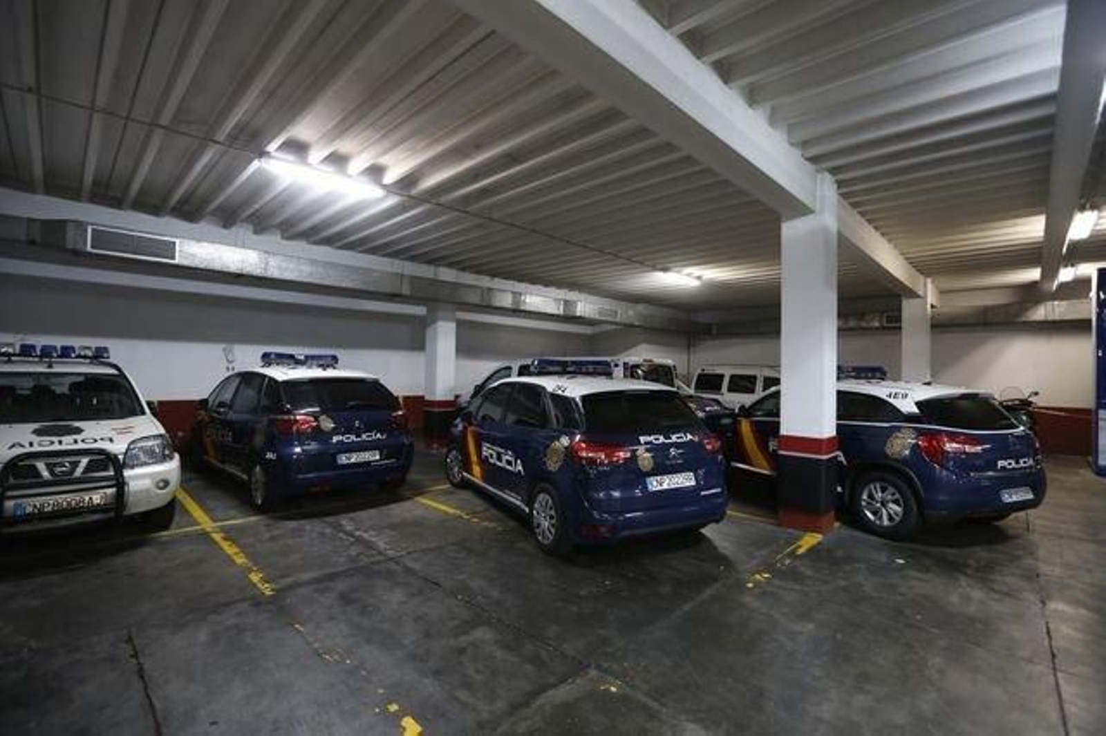 La planta en la que aparcó el fallecido y desde donde subió a su despacho.