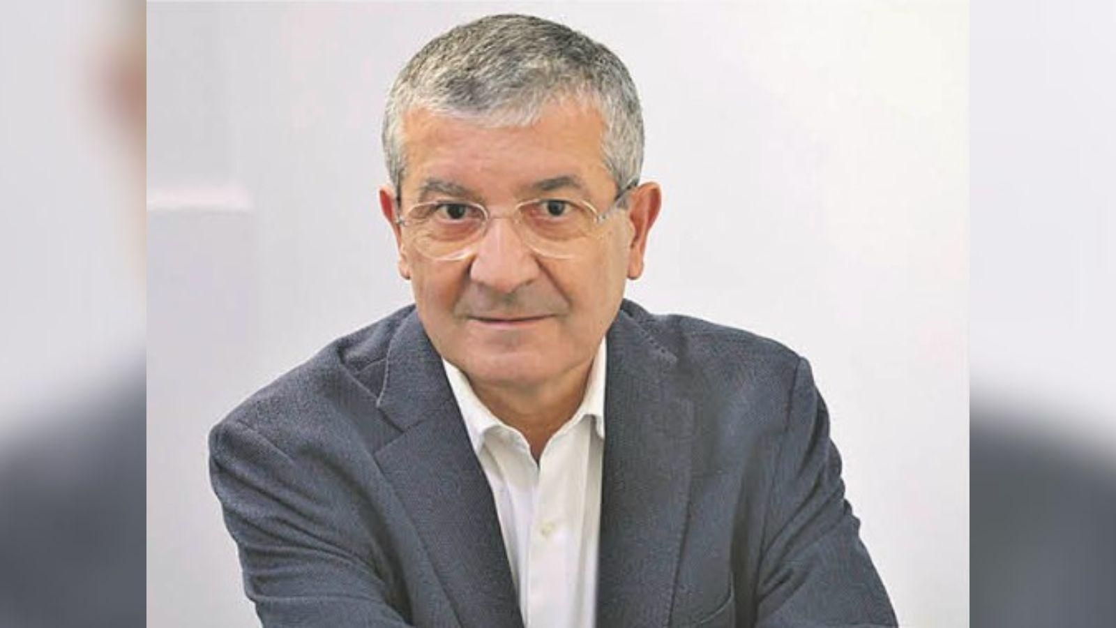 La Ourensanía reconoce al doctor Rafael López por su trayectoria