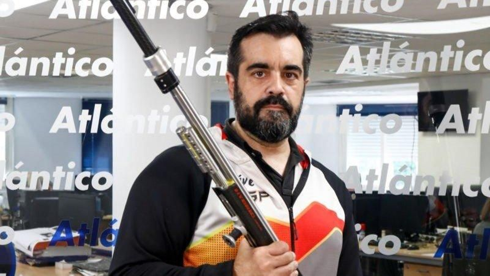 Juan Saavedra busca en París su tercera medalla olímpica en tiro.