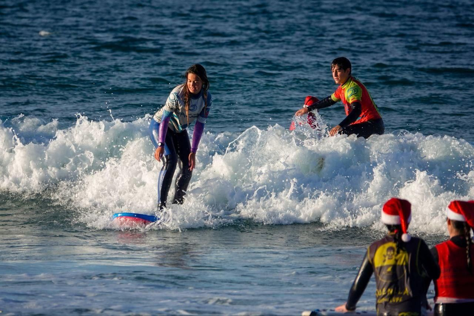 Galería | Papanoeles surfeando en Patos