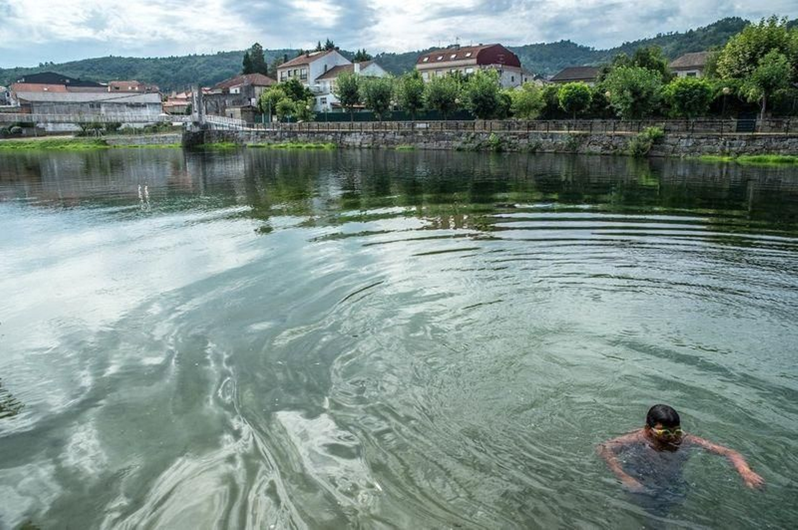 Playa fluvial de Leiro (ÓSCAR PINAL).