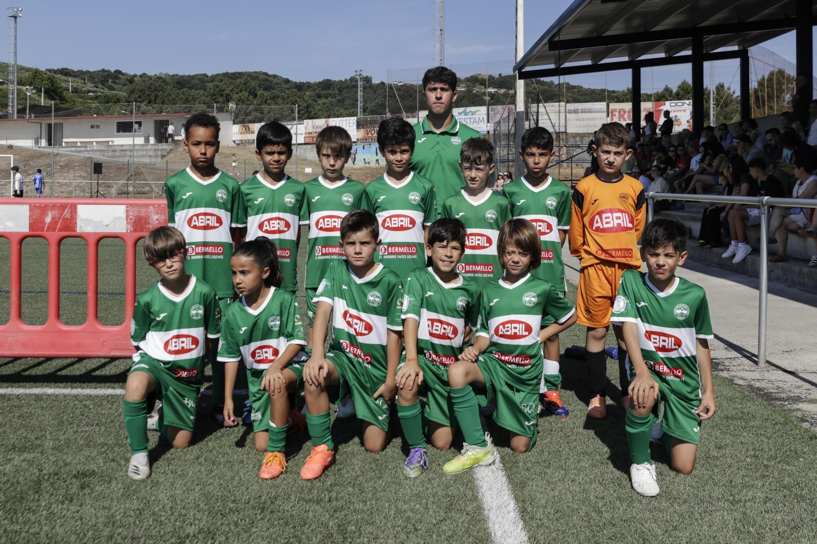 Los pequeños vibraron en San Rosendo con el Trofeo de fútbol Concello de Celanova