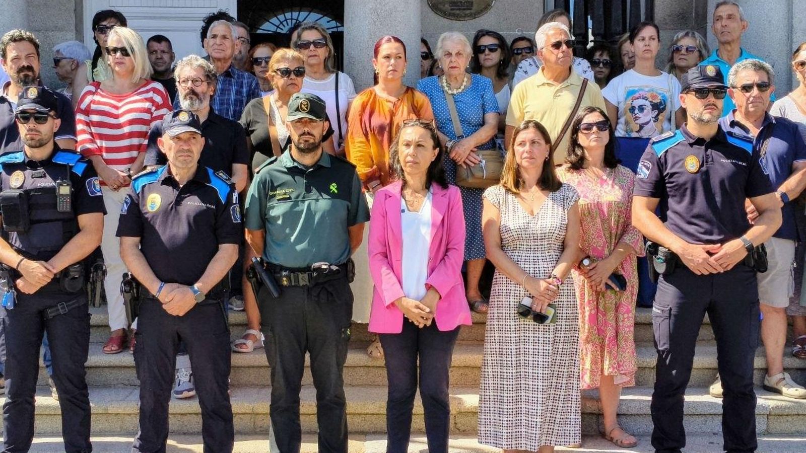 Minuto de silencio en el Concello de Marín.