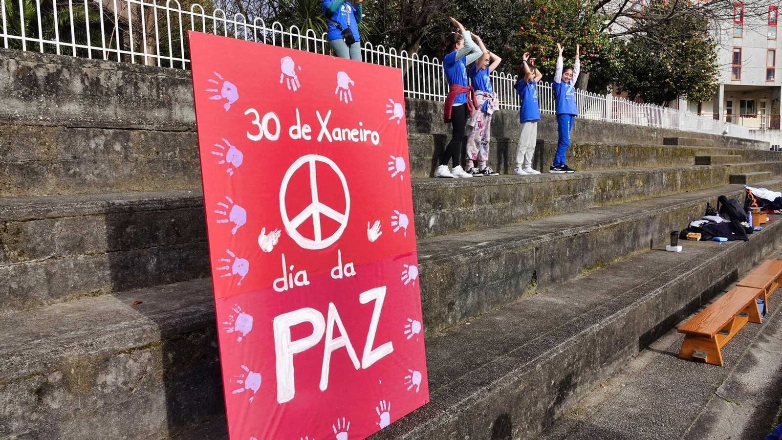 Actos por el Día de la Paz en el CEIP Pintor Laxeiro.