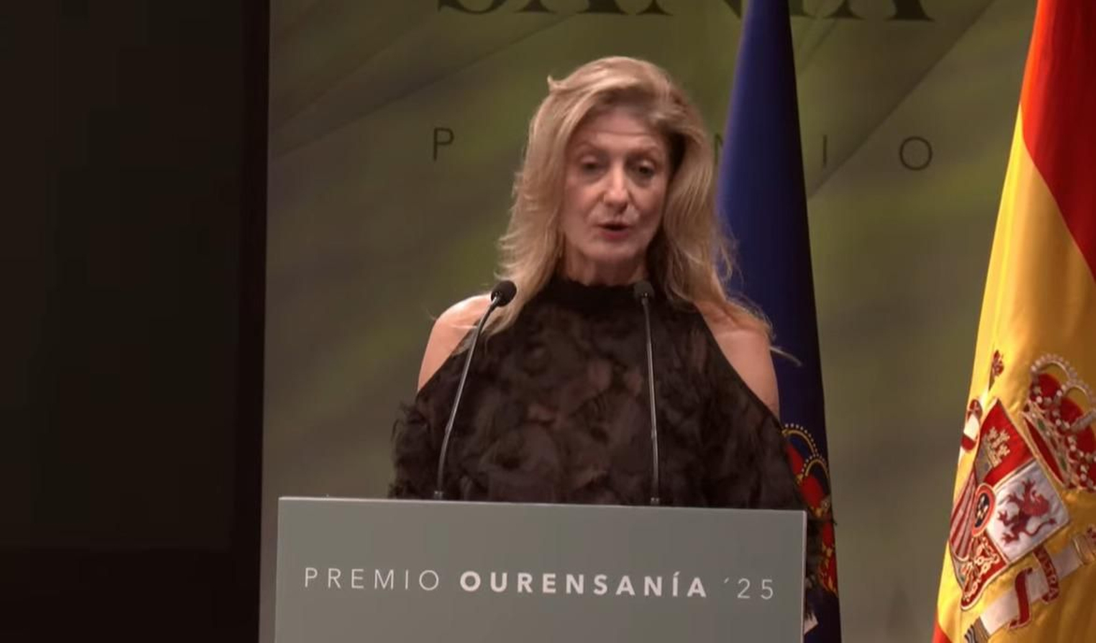 Galería | Ceremonia de entrega del Premio Ourensanía 2025 al doctor Rafael López, en imágenes