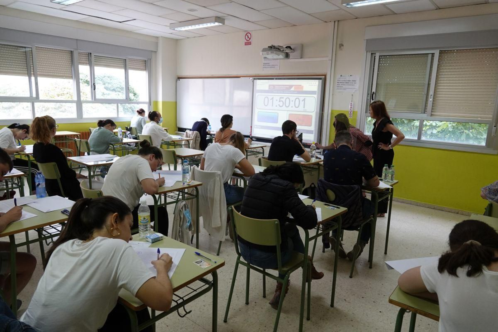 Imagen de archivo de las últimas oposiciones a docente celebradas en Vigo, hace un año.