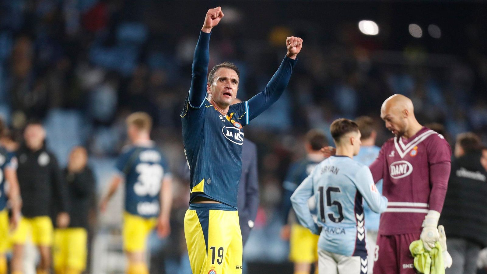 Galería | Decepción en Balaídos por la derrota del Celta ante el Espanyol