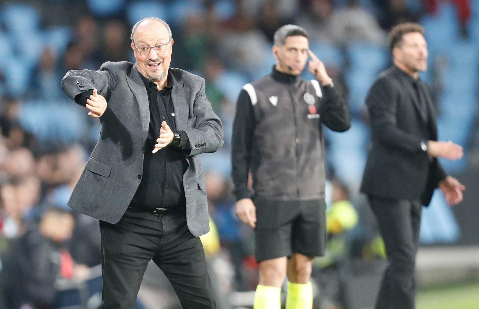 Partido entre el Celta y el Atlético de Madrid. // J.V. Landín